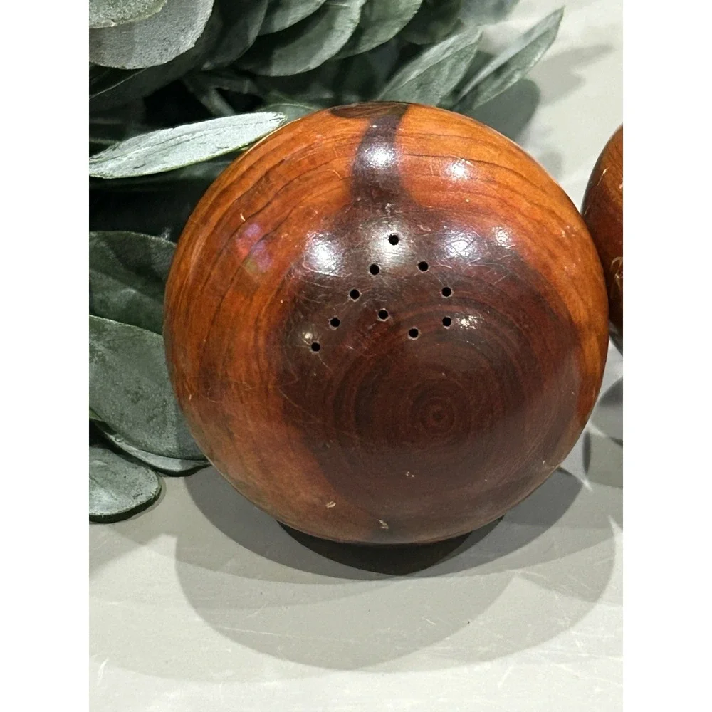Vintage‎ California Redwood Wood Salt & Pepper Shakers 